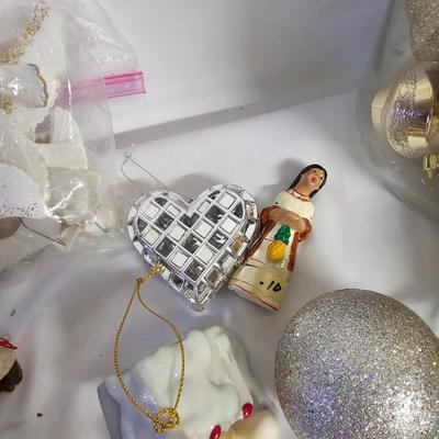 Assorted Christmas Ornaments (G-JS)