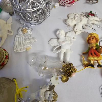Assorted Christmas Ornaments (G-JS)