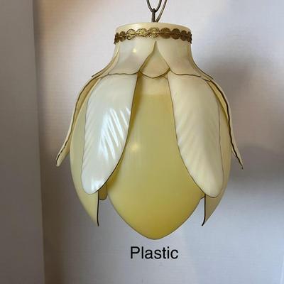 Vintage Hanging Chain Lamp (Plastic)