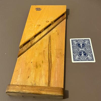Ekco Wood Knife Block and Microwave Plate