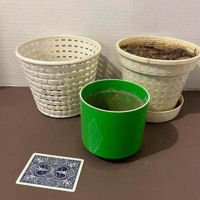 Plastic Pots