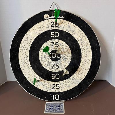 Marksman Darts & Dartboard