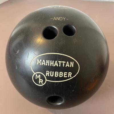 Vintage Black Manhattan Rubber Bowling Ball