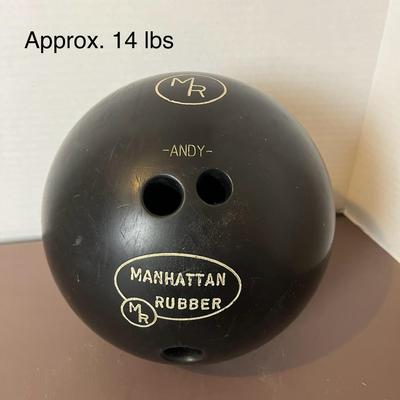 Vintage Black Manhattan Rubber Bowling Ball