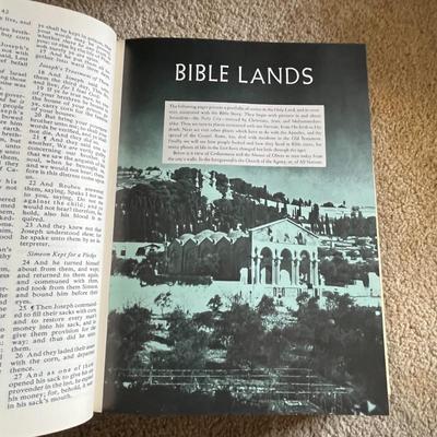 Holy Bible Deluxe Edition