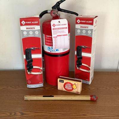 W775 First Alert Fire Extinguisher Lot
