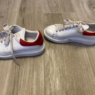 Alexander McQueen Size 36.5 D