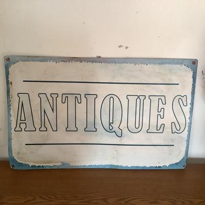 W782 Metal "ANTIQUE " Sign with Wooden Flower Box, Vintage Bracket and Book Press