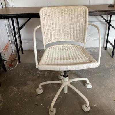 W783 White Wicker Office Chair