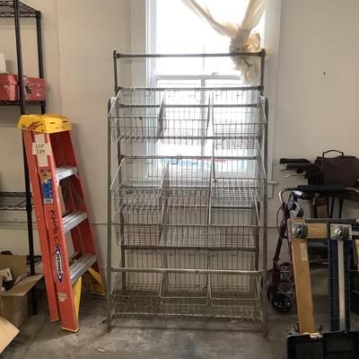 W785 Vintage Industrial Metal / Wire Organizer