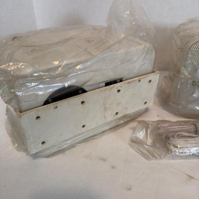 U 1261 Poly Planar Waterproof Speakers (Set of Two)