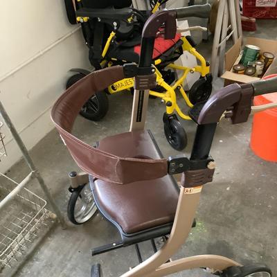 W788 NITRO DLX Walker/ Rolator Walker