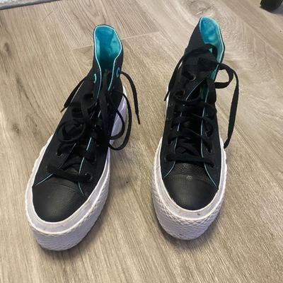 Converse high top Size 6.5
