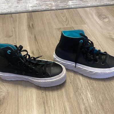 Converse high top Size 6.5