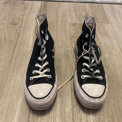 Converse AllStar high top Size 6