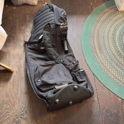 U 1268 Samsonnite Travel Golf Bag (may need more pics)