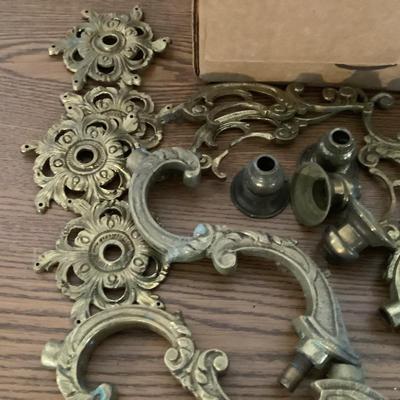 W1304 Brass Hardware Lot