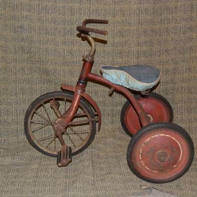 Vintage CCM Tricycle 1950's 26"x23"