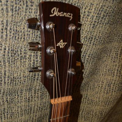 IBANEZ AC12-NT Artwood Acoustic Guitar with Hard Shell Gig Bag