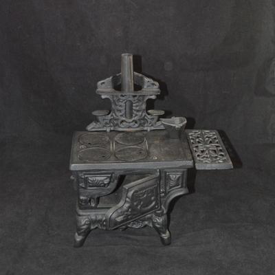 Vintage Cast Iron "Crescent" Miniature Stove 11"x10"x6"