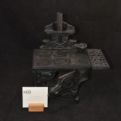 Vintage Cast Iron "Crescent" Miniature Stove 11"x10"x6"