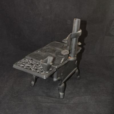 Vintage Cast Iron "Crescent" Miniature Stove 11"x10"x6"