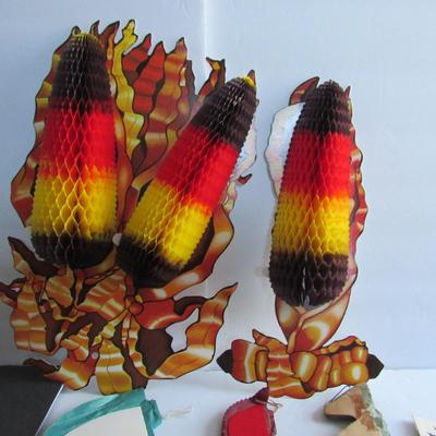 Lot of Vintage and Modern Honeycomb Tissue Decor