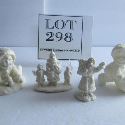 4 Nice Snowed Chirstmas Porcelain Figures