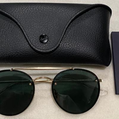 RayBan Luxottica sunglasses and case