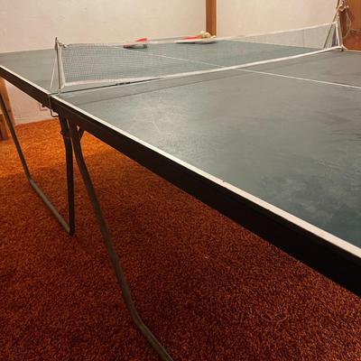 Folding Ping Pong Table with Paddles and Balls