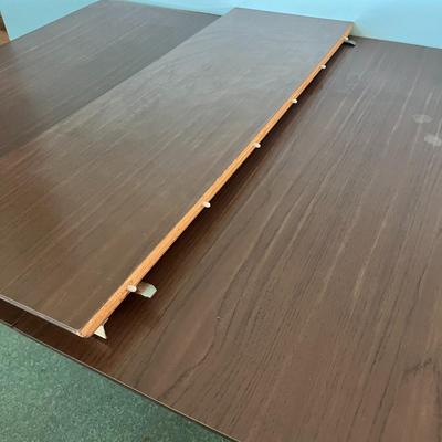 Retro Kitchen Table with 2 Leaves