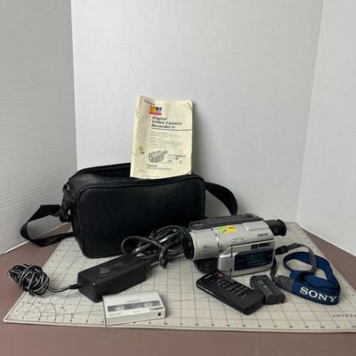 Sony Digital Video Camera Recorder with Accessories