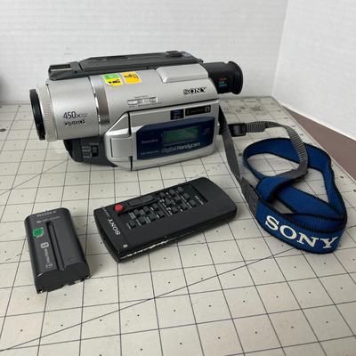 Sony Digital Video Camera Recorder with Accessories