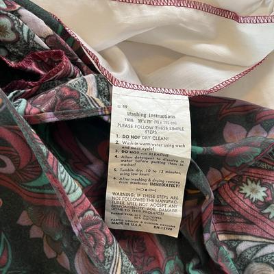 Twin Daybed Skirt & 3 Shams