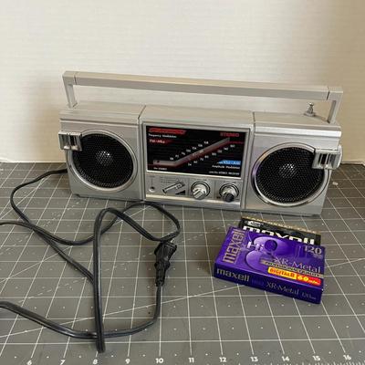Vintage Americana FM/AM Radio & Camcorder Videotape