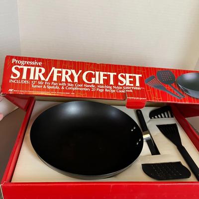 Progressive Stir/Fry Gift Set