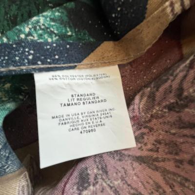 Full Size Bedskirt and Pillow Sham