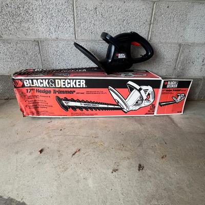 Black + Decker 17" Hedge Trimmer