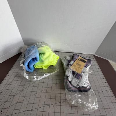 Leather Gloves and Microfiber Rags