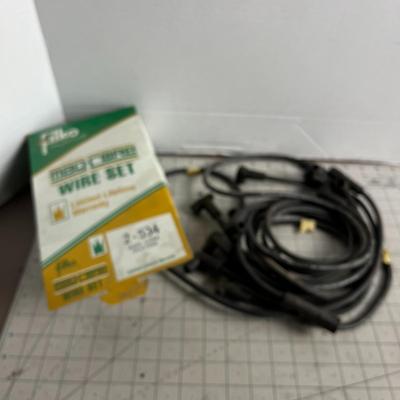 Med-Core Spark Plug Wire Set