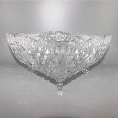 13 Heavy Crystal Square Footed Bowl 8 1/ 2 x 4 1/2