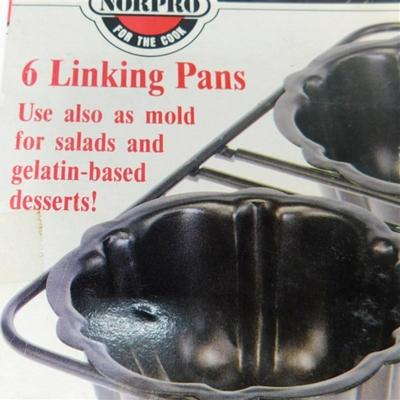28 Non-Stick Mini Fluted Cake Pan 6-Linking Pans Box Size 14x10