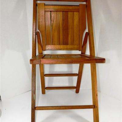 37 Vintage Slat Wooden Folding Chair 33 x 16