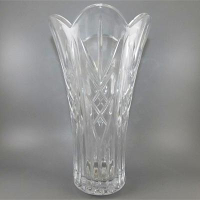 38 Large 24% Crystal Vase 10 1/2 x 6 1/2