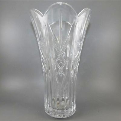 38 Large 24% Crystal Vase 10 1/2 x 6 1/2