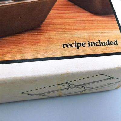 58 Roshco Baker's Advantage Mini-Loaf Pan Makes 4 Loaves Box Size 8 1/2 x 13 1/2
