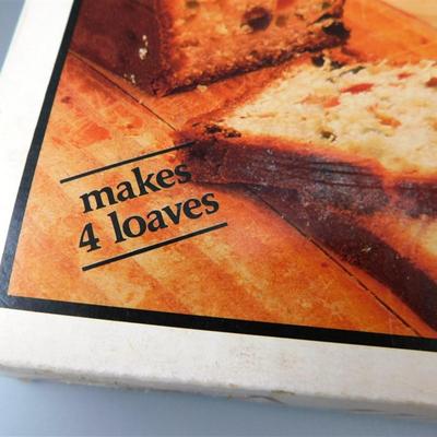 58 Roshco Baker's Advantage Mini-Loaf Pan Makes 4 Loaves Box Size 8 1/2 x 13 1/2