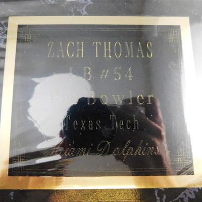 62 Zach Thomas LB#54 Pro Bowler Texas Tech Miami Dolphins Plaque with Picture NF94424484 Includes Card And Autograph 15 x 12