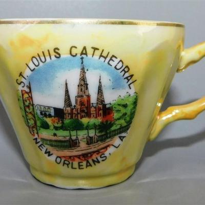 82 Lot of 4 Cups and Saucier with Stands- French Market New Orleans La / RC Japan 1259