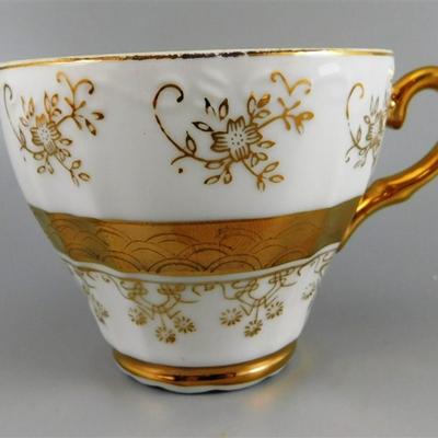 100 Lot of 4 Cups and Saucier with Stands - Sterling China Japan/ UCAG China
